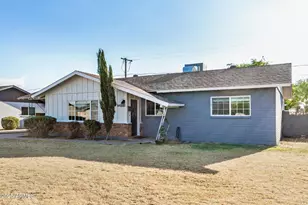 842 N Evergreen, Chandler, AZ 85225 - Photo 1