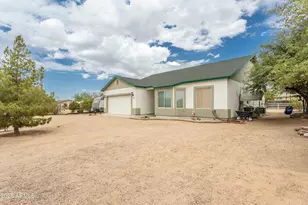 1056 W Roundup, Apache Junction, AZ 85120 - Photo 1