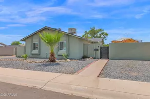 15202 N 32nd, Phoenix, AZ 85053 - Photo 1