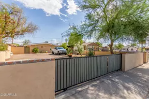 2845 W Fillmore, Phoenix, AZ 85009 - Photo 1