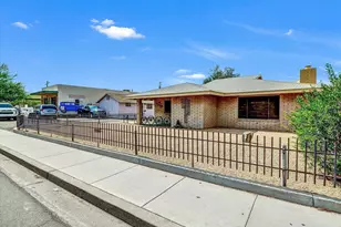 733 E Hatcher Rd, Phoenix, AZ 85020 - Photo 1