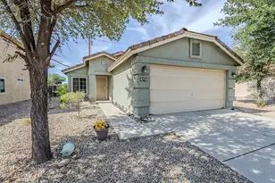 899 E Mayfield, San Tan Valley, AZ 85143 - Photo 1