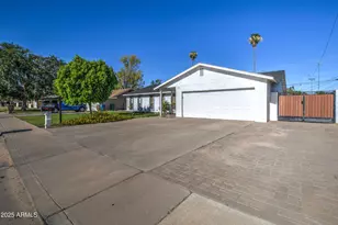 658 N Hosick Cir, Mesa, AZ 85201 - Photo 1