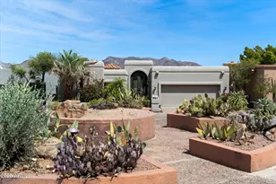 5964 N Echo Canyon, Phoenix, AZ 85018 - Photo 1