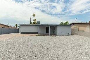 7764 W Whitton Ave, Phoenix, AZ 85033 - Photo 1