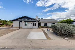 3844 W Calavar, Phoenix, AZ 85053 - Photo 1