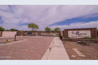 865 N Poinciana, Gilbert, AZ 85234 - Photo 1