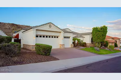 15003 S 7th Street, Phoenix, AZ 85048 - Photo 1