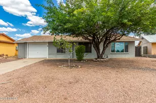 19817 N 17th Ln, Phoenix, AZ 85027 - Photo 1