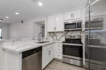 1720 E Thunderbird Road #1056, Phoenix, AZ 85022 - Photo 1