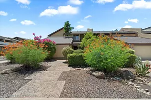 719 E Orangewood Ave, Phoenix, AZ 85020 - Photo 1