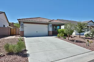 8402 S 164th Dr, Goodyear, AZ 85338 - Photo 1