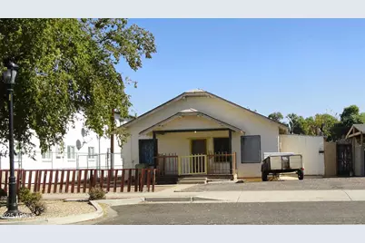 7153 N 57 Avenue, Glendale, AZ 85301 - Photo 1