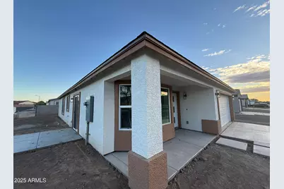 553 W 12th Street, Florence, AZ 85132 - Photo 1