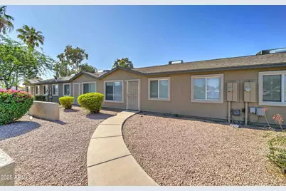6711 W Osborn, Phoenix, AZ 85033 - Photo 1