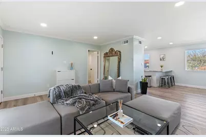 7141 N 16th, Phoenix, AZ 85020 - Photo 1