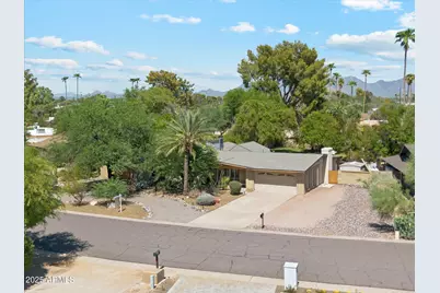 5838 E Cochise Road, Paradise Valley, AZ 85253 - Photo 1