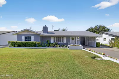 4305 E Flower Street, Phoenix, AZ 85018 - Photo 1