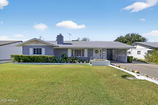 4305 E Flower St, Phoenix, AZ 85018 - Photo 1