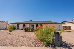 4217 E Western Star, Phoenix, AZ 85044 - Photo 1