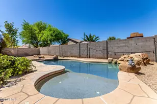 6314 W Hilton, Phoenix, AZ 85043 - Photo 1