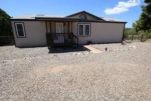 17527 E Trails End, Mayer, AZ 86333 - Photo 1