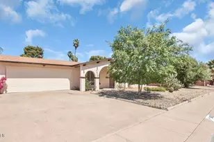 3452 E Laurel, Phoenix, AZ 85028 - Photo 1