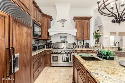 19715 W Clarendon Avenue, Buckeye, AZ 85396 - Photo 1