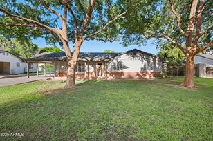 3501 N 34th, Phoenix, AZ 85018 - Photo 1