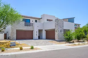 1221 E Paseo Way, Phoenix, AZ 85042 - Photo 1