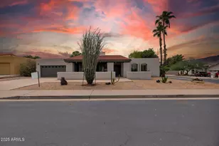801 E Waltann Ln, Phoenix, AZ 85022 - Photo 1