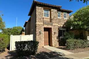 988 S Reber, Gilbert, AZ 85296 - Photo 1