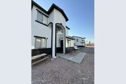 2205 W Morten Avenue #1, Phoenix, AZ 85021 - Photo 1