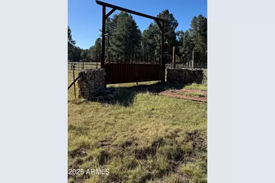 - Az 87, Happy Jack, AZ 86024 - Photo 1