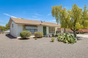 11042 W Canterbury, Sun City, AZ 85351 - Photo 1