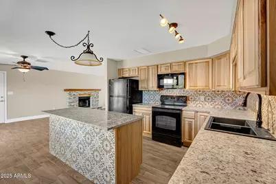 12628 W Illini Street, Avondale, AZ 85323 - Photo 1