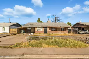 4641 N 71st Ave, Phoenix, AZ 85033 - Photo 1