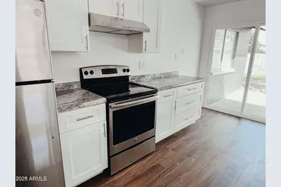 2342 W Sunnyside Avenue, Phoenix, AZ 85029 - Photo 1