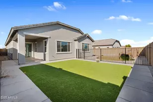 19027 W Sierra St, Surprise, AZ 85388 - Photo 29