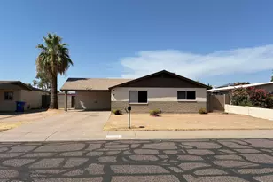 2930 W Laurel Ln, Phoenix, AZ 85029 - Photo 1