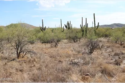 43000 N 20th Street, New River, AZ 85087 - Photo 1