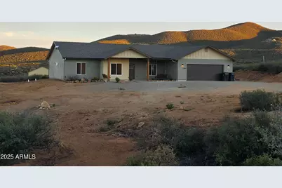 15963 Valentine Lane, Dewey, AZ 86327 - Photo 1