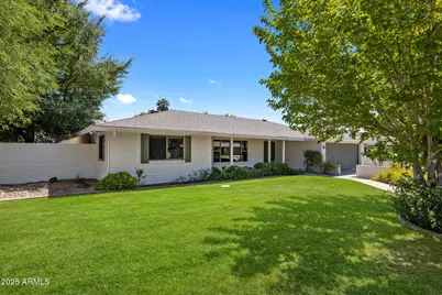 3437 E Meadowbrook Avenue, Phoenix, AZ 85018 - Photo 1