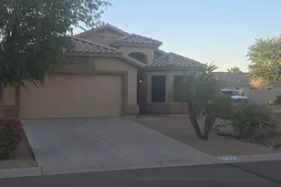 762 E Leslie Ave, San Tan Valley, AZ 85140 - Photo 1