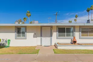 10612 W Oakmont Dr, Sun City, AZ 85351 - Photo 1