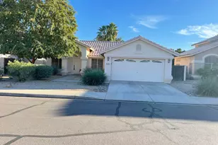 1695 W Macaw Dr, Chandler, AZ 85286 - Photo 1