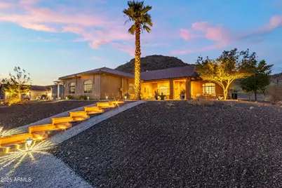 1440 W Christie Lyn Lane, San Tan Valley, AZ 85144 - Photo 1