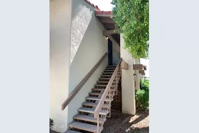 8807 N 8th Street #Unit 203, Phoenix, AZ 85020 - Photo 1