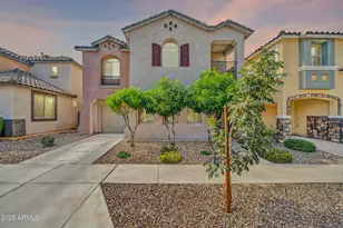 7741 W Giles, Phoenix, AZ 85035 - Photo 1