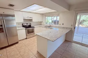 2339 S Davis Cir, Mesa, AZ 85210 - Photo 1